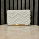 کیف چرم گلدوزی سفید