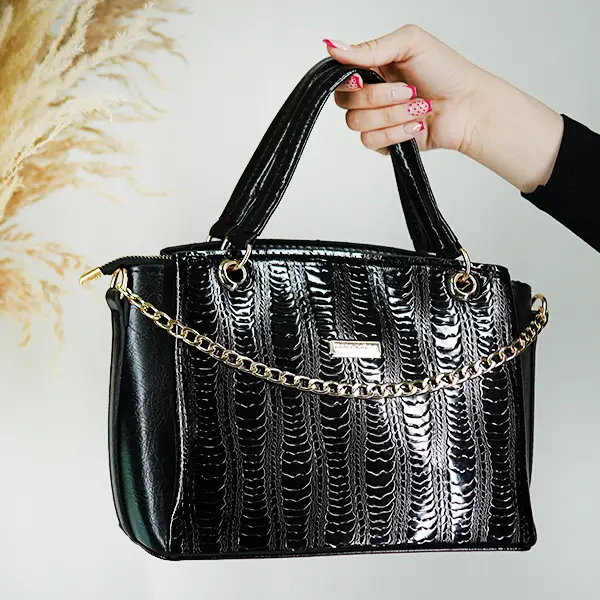 Women's chain-front bag (1)