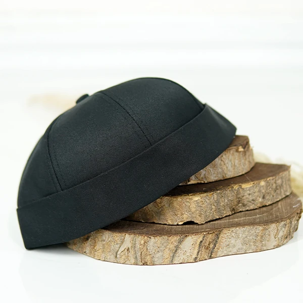 Black Leoni Hat 129
