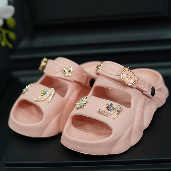 2 Cinderella girls' mid-calf slippers 399-408 (2)
