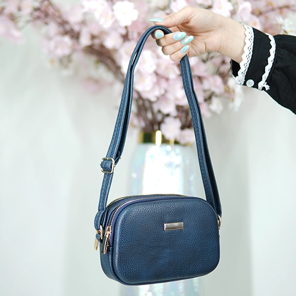 Half-round passport bag with two zippers 469-26 (1)