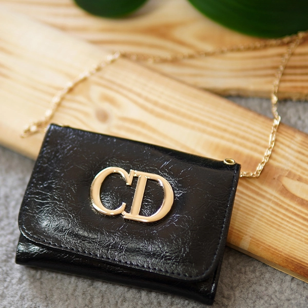 Chain-Strap Wallet 359-131