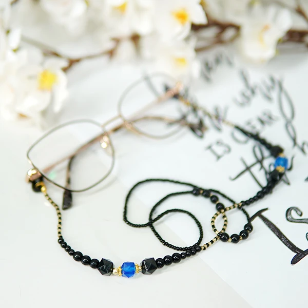 Glass Bead Eyeglass Chain 39-1 (2)