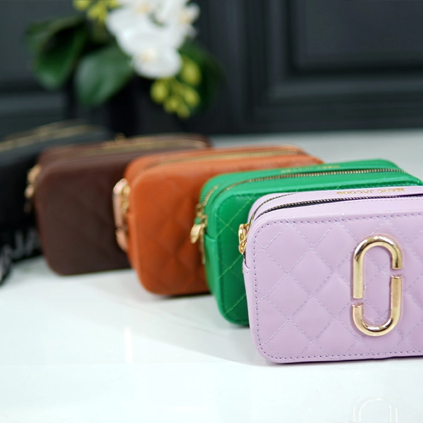 Jacob 629-22 Double-Zipper Passport Bag (1)