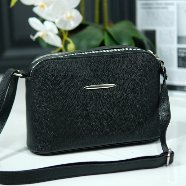 Women's Double-Zipper Passport Shoulder Bag - 499-628 (1)