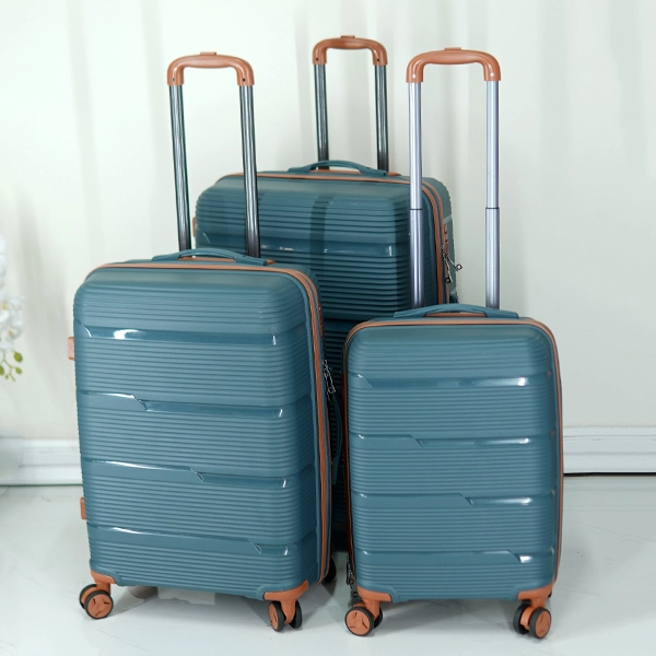 Summit Polypropylene (PP) Suitcase (32)